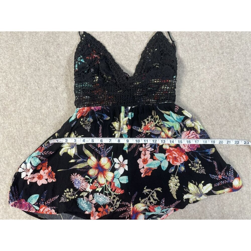 ILLA ILLA Romper Spaghetti Strap Tie Back Lined Crochet Halter V Neck Romper Med - Picture 14 of 16